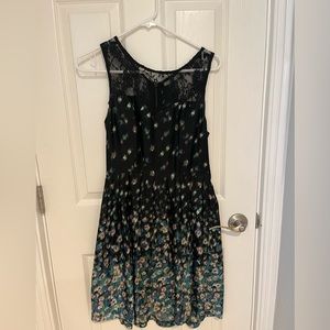 Francesca’s Black Floral Sundress Size Small
